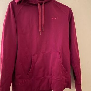 Nike Therma-Fit Magenta Sweatshirt